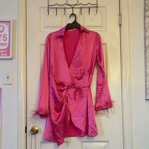 Elegant Pink Satin Robe with Feather Details